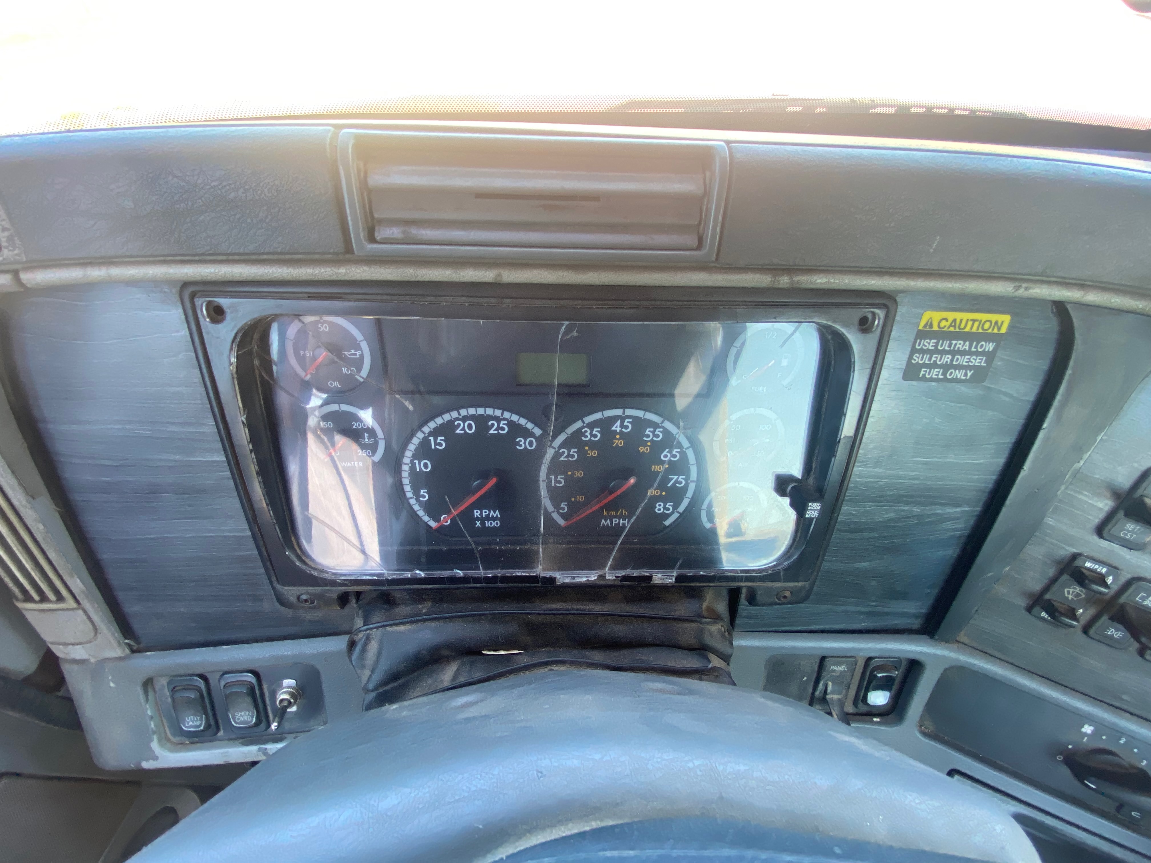 2008 FREIGHTLINER Columbia - Image 9